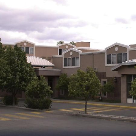 ليفينغستون Yellowstonepark Inn&Suites المظهر الخارجي الصورة